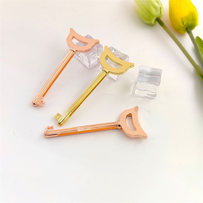 Unik design av den nyckelformade zinklegeringsrörspressaren för tandkräm Cosmetics Cream Color Pack Unik design av den nyckelformade zinklegeringsrörspressaren för tandkräm Cosmetics Cream Color Pack